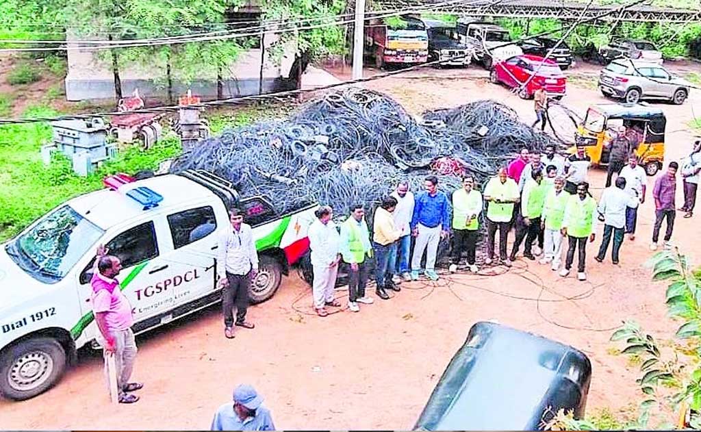 Hyderabad Plunged into Internet Chaos as TGSPDCL Cuts Cables Without Notice